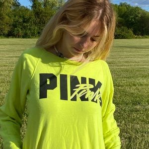 Victoria Secret Pullover